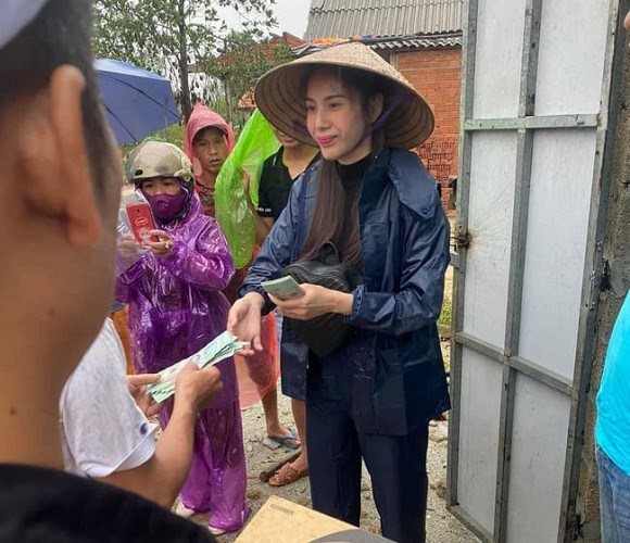 Cô Tiên hay làm từ thiện nhưng dễ gặp họa, đời thực dạy con về đồng tiền đáng học hỏi - 1