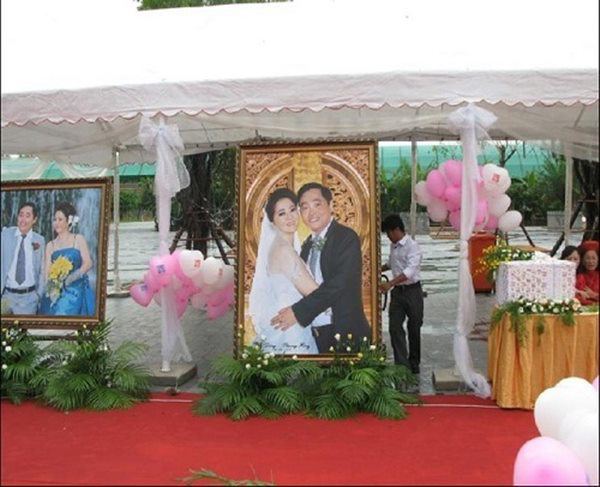 Kỷ niệm 15 năm sống chung, bà Phương Hằng viết tâm thư gửi chồng, hé lộ nhiều góc khuất