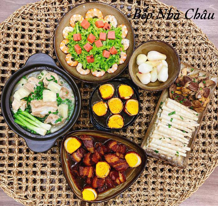 8X khoe hơn 30 mâm cơm đẹp như của đầu bếp, bố chồng suốt ngày khen “nấu gì cũng ngon” - 25