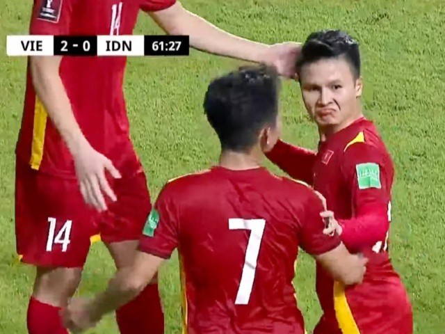 Sao Việt phẫn nộ vì cầu thủ Indonesia, nói 1 từ về Quang Hải sau trận thắng giòn giã