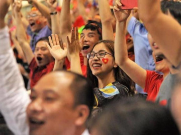 Việt Nam xé lưới Indonesia 4-0, bạn gái cũ làm điều bất ngờ khi Quang Hải ghi bàn - Vimarsana News
