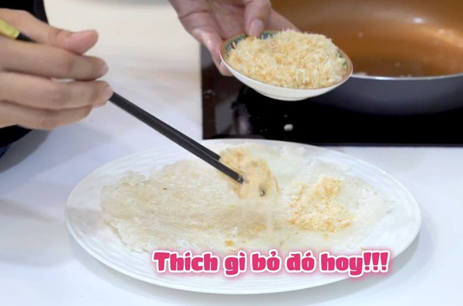 Ngọc Trinh nhờ giúp việc nấu 2 món ngon trong nhà triệu đô, chiếc chảo cũ mèm gây chú ý - 18