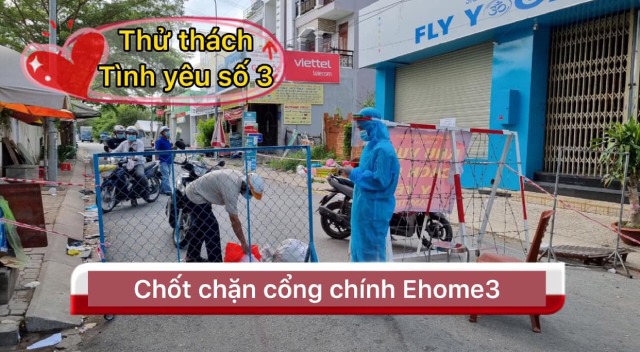 Những hình ảnh tình làng nghĩa xóm thân thương trong khu vực “phong tỏa chồng phong tỏa” ở TP.HCM - 4