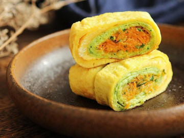 Trứng không chỉ làm món mặn, đem cuốn thế này được bữa sáng siêu bổ dưỡng - Vimarsana News
