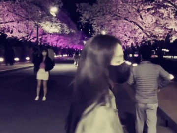 Kim Tae Hee trốn con đi hẹn hò với Bi Rain, nhờ chồng quay video xem mà bất ngờ