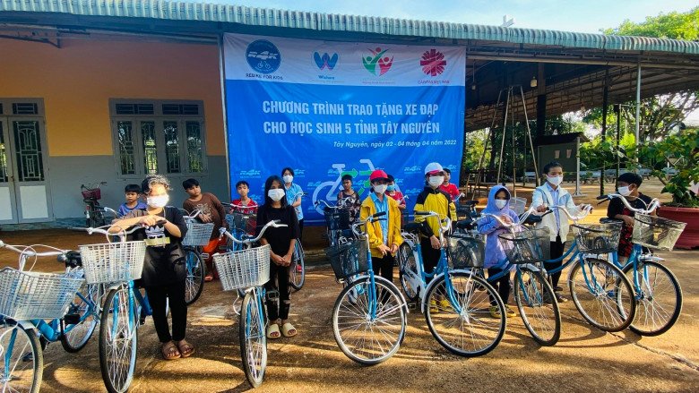 VietinBank tặng 50 cái xe đạp điện Thống Nhất và 500 cặp phao cứu vãn sinh mang lại  tỉnh Tỉnh Thái Bình  Xe Đạp Thống Nhất