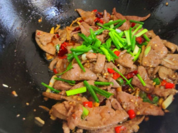 Gan heo rim có phải là một món ăn truyền thống không?