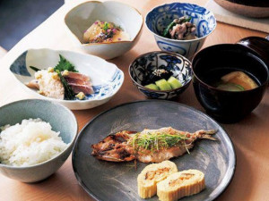 Xem bữa tối là hiểu vì sao người Nhật sống thọ, có món này họ không bao giờ ăn buổi tối