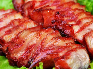 Những món ăn khác có thể kết hợp với xá xíu thịt lợn để tạo thành bữa ăn đa dạng và hấp dẫn?