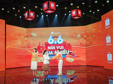 Cả tuổi thơ ùa về với loạt hit của “cô gái Trung Hoa” trong chương trình Nói Vui Mua Nhiều 6.6