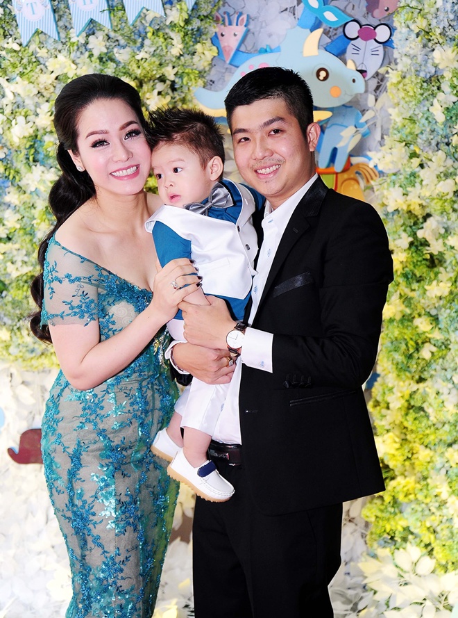 Sau tuyên bố ngừng giành con với chồng cũ, Nhật Kim Anh lại nghẹn ngào: Tôi  có mọi thứ, trừ con trai