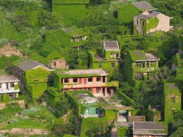 Ngôi làng du lịch ở Trung Quốc: Giàu có bậc nhất nhưng bị bỏ hoang, hiện tại trở thành viên ngọc xanh được du khách săn đón