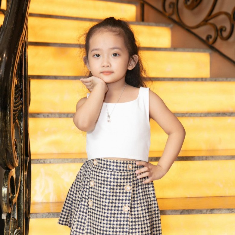 Con gái Khánh Thi tròn 4 tuổi: Xinh như công chúa, nhìn hình là biết mợ chảnh được cả nhà cưng - 21