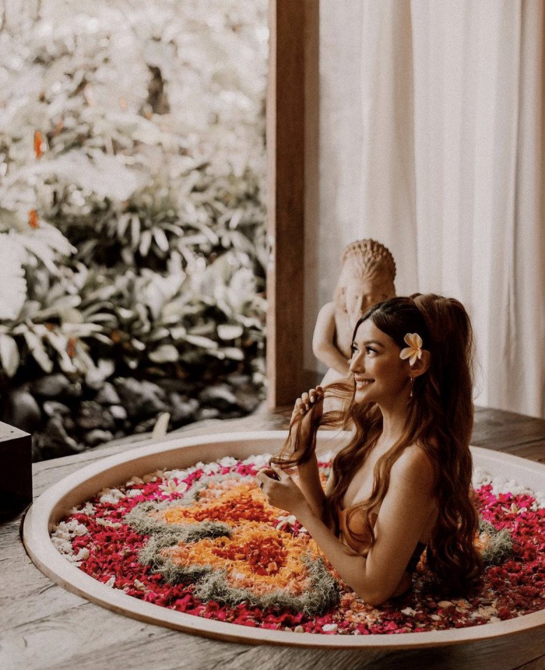 Nữ Việt Kiều Úc được mệnh danh là cô gái tóc mây đời thực, nhan sắc như từ truyện cổ tích bước ra - 10