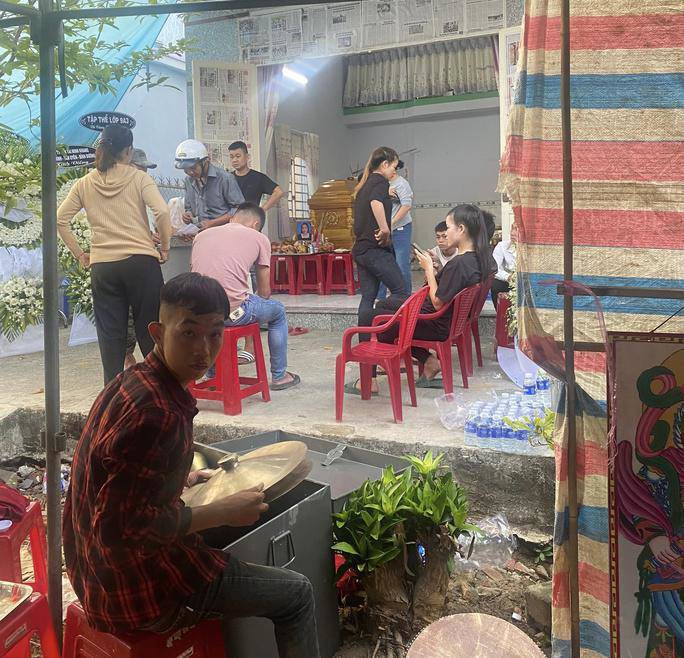 24時間ニュース：女性会計士が中国人監督に殺害される前に証拠が出てきた - 1