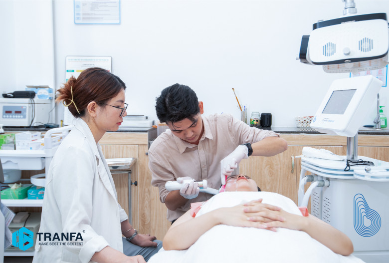 Yellow Beauty & Spa By Dr Hanh tiếp nhận bộ đôi công nghệ mới CFU ÈLIFE