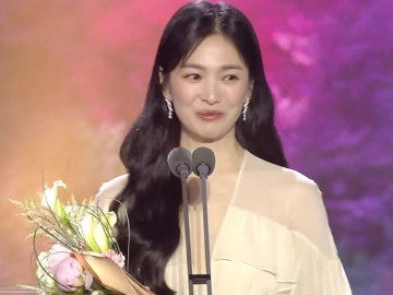 Bài phát biểu khiến trường quay dậy sóng của Song Hye Kyo ở Baeksang 2023