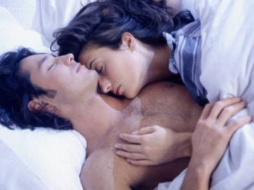 Ngủ thiếp đi sau khi quan hệ, người đàn ông tỉnh dậy tá hỏa khi nhìn vào phần dưới cơ thể
