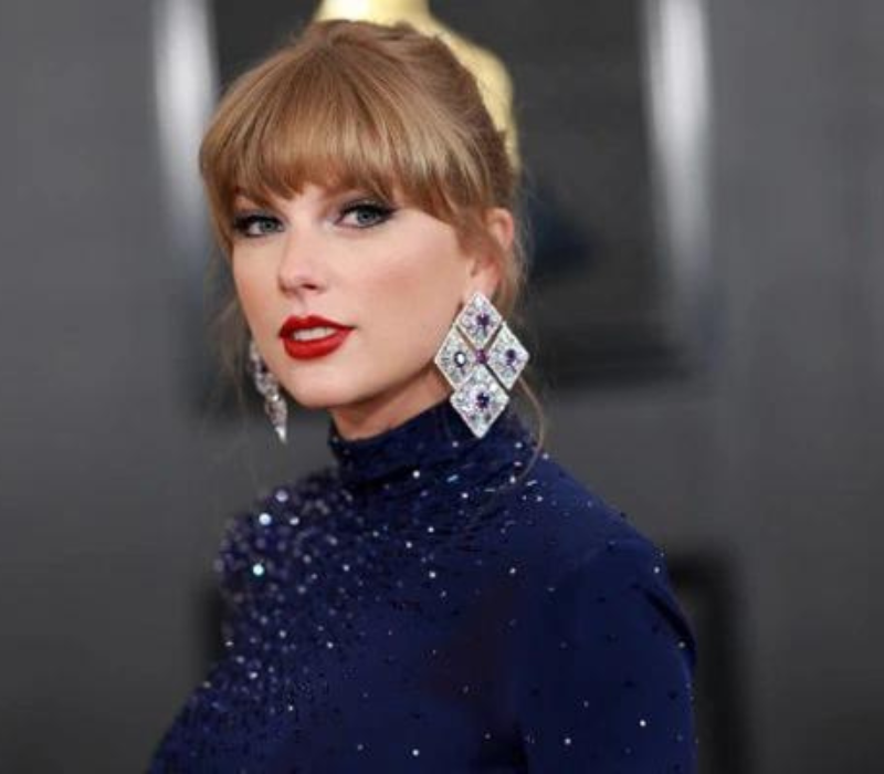 Chẳng phải cái tên xa lạ, Taylor Swift từ lâu đã được biết đến là một trong những giọng ca có nội lực và khoẻ bật nhất nước Mỹ. Nhiều người cho rằng cô sở hữu lá phổi vô cùng khoẻ mạnh khi có thể diễn liên tục 44 bài hát trong concert kéo dài hơn 3 tiếng của mình. 

