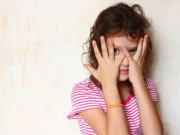 Làm mẹ - 5 câu nói của phụ huynh cực gây “sát thương” với trẻ, cha mẹ cần hết sức lưu ý