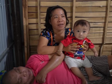 3 người phụ nữ nhan sắc không đẹp được nhiều anh chồng cùng lúc yêu thương khiến nhiều người không thể tin nổi