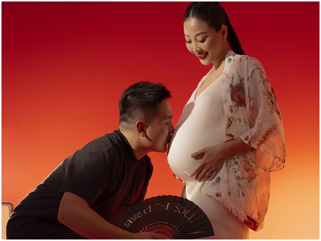 Bà bầu Liêu Hà Trinh được chồng đưa đi làm hồ sơ sinh, dự đoán 80% sẽ đẻ thường