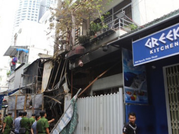 Tin tức - Cháy nhà ở phố Tây Nha Trang, 3 ông cháu thiệt mạng