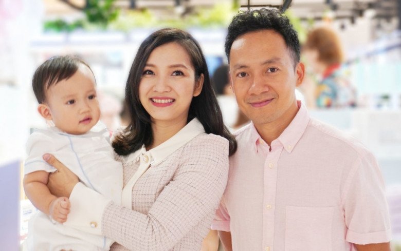 Rapper Tiến Đạt dẫn vợ bầu 8 tháng dự sự kiện, nhan sắc không son phấn ...