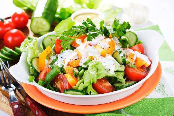 6 cách làm salad rau xà lách, cải bắp và rau củ ngon, giảm cân cực tốt
