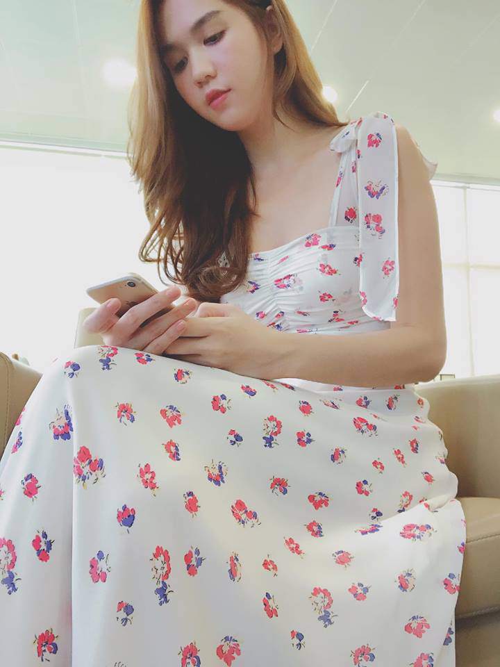 khong ai biet cach "hack tuoi" bang tong mau hong chuan nhu ngoc trinh - 6