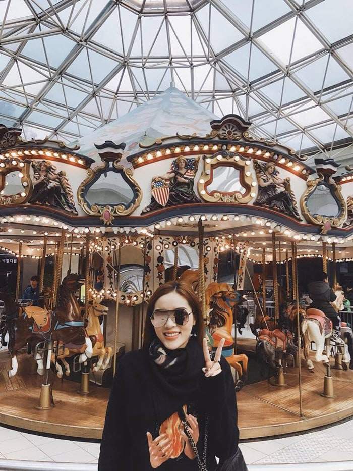 hoa mat truoc bo suu tap phu kien hang hieu xa xi cua ky duyen - 6