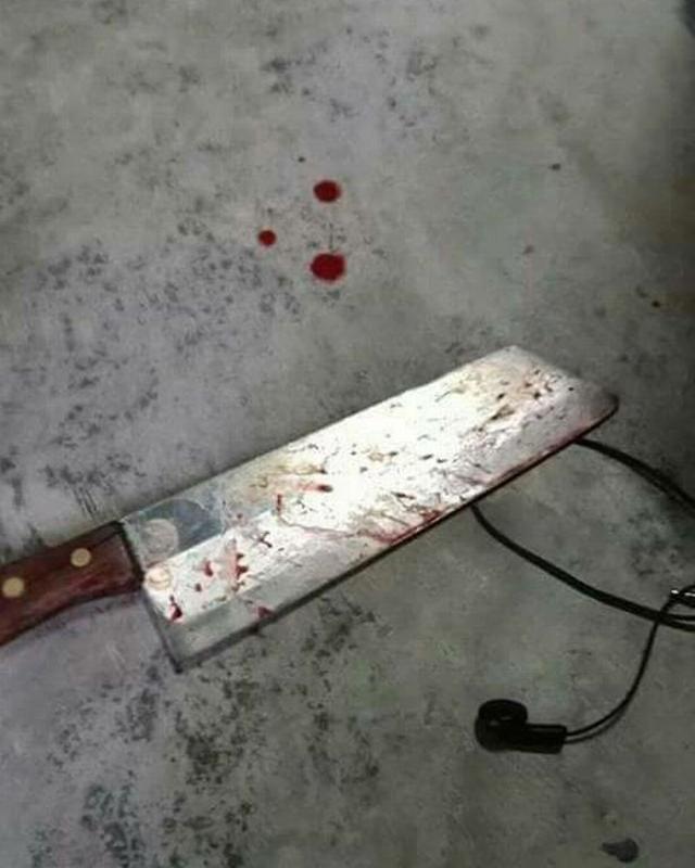 phat hien chong ngoai tinh, nguoi phu nu dung dao cat dut "cau nho" roi nem qua cua so - 3