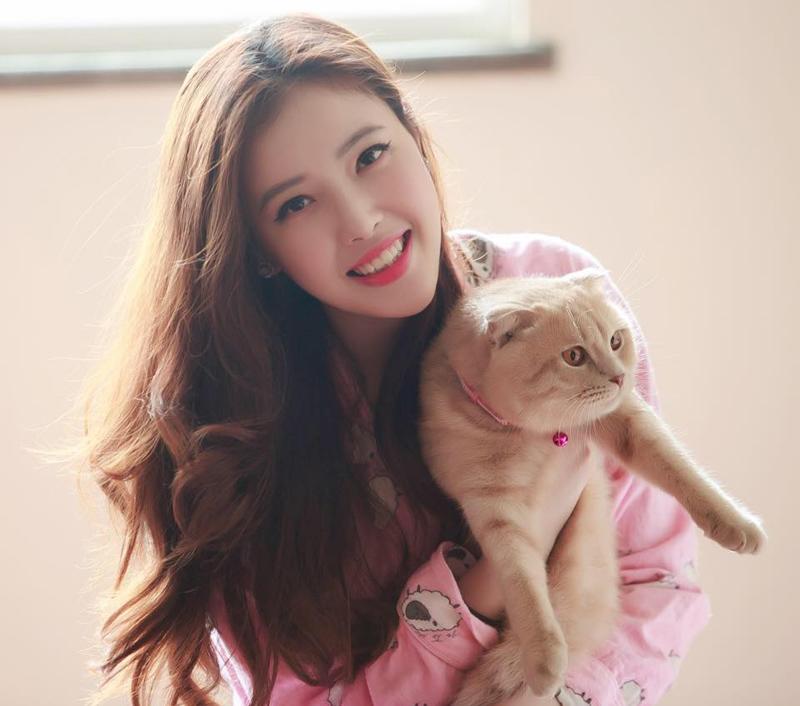 em gai cao 1m78 cua mai phuong thuy duoc khen ngoi xinh hon ca chi gio ra sao? - 11