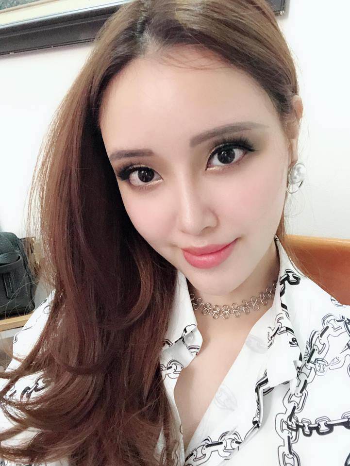 em gai cao 1m78 cua mai phuong thuy duoc khen ngoi xinh hon ca chi gio ra sao? - 14