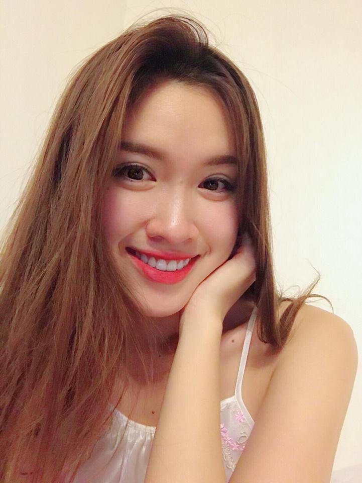 guc nga truoc sac voc cua nu mc 22 tuoi duoc menh danh "nong bong nhat nha dai vtv" - 4