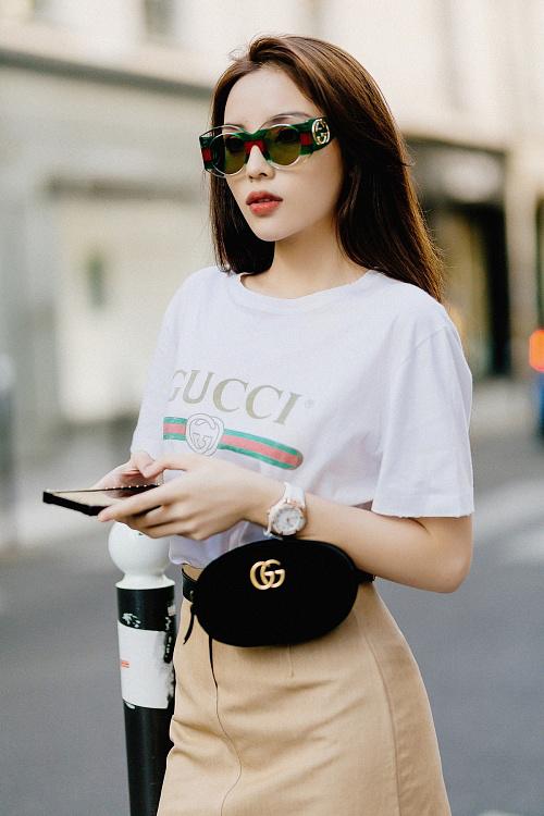 nang nong cuc do, chi em nhan cai ket "meo mat" khi mac jeans rach ra duong - 9