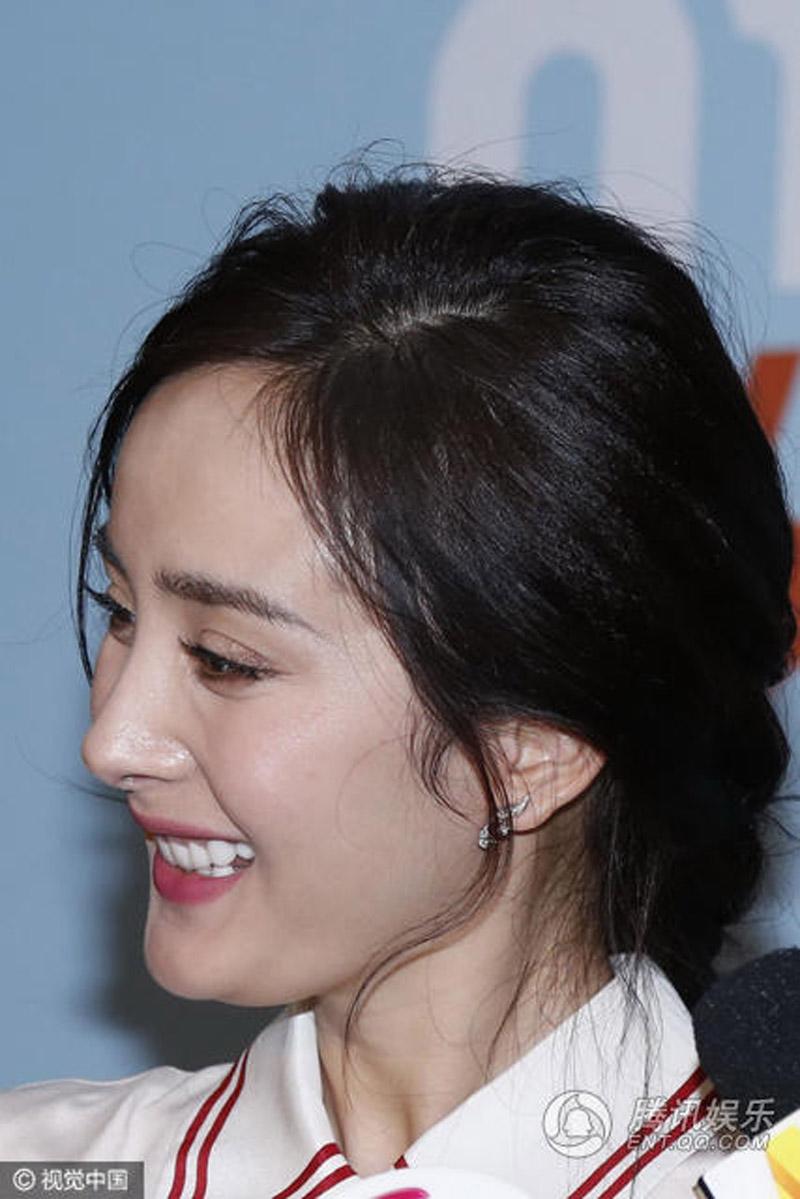 day la ngoi sao cuc may man khi duoc bo chong khang dinh dep tu nhien! - 7