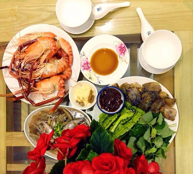 nau com cho 2 nguoi nhung 9x sai gon bay mam nao cung day am ap nhu nha co khach - 16