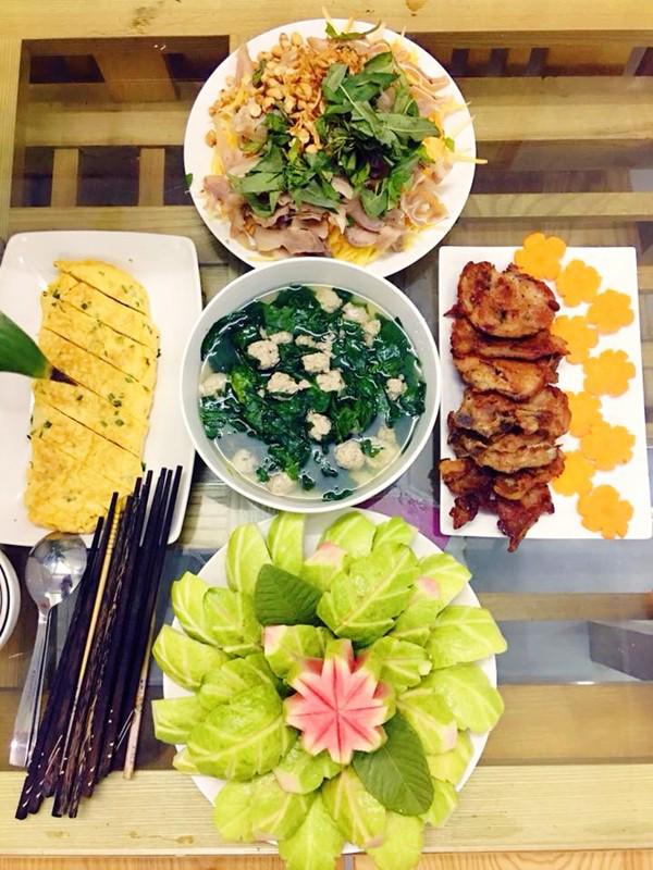 nau com cho 2 nguoi nhung 9x sai gon bay mam nao cung day am ap nhu nha co khach - 5