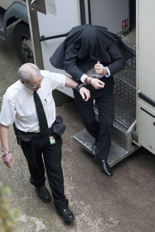 sau man "may mua" qua dem, nu giam doc bi "trai tre" giet hai va phi tang xac - 3