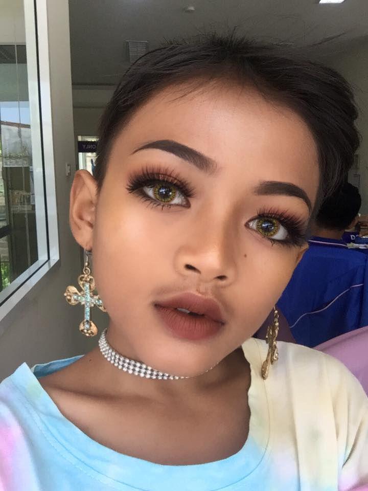 hoa hau cung phai "nga mu" truoc than thai cua than dong catwalk nhi thai lan - 4