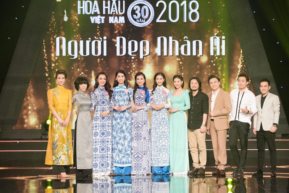loat thi sinh hoa hau viet nam 2018 chon ao dai de tham du "nguoi dep nhan ai" - 3