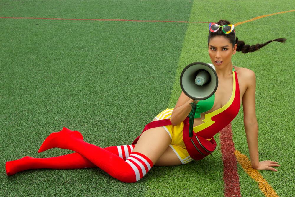 loat thi sinh hoa hau viet nam 2018 chon ao dai de tham du "nguoi dep nhan ai" - 6