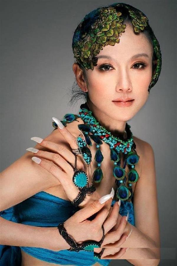 "thien nga mua trung quoc" dep khong ti vet o tuoi 60 nho ngung an com - 4