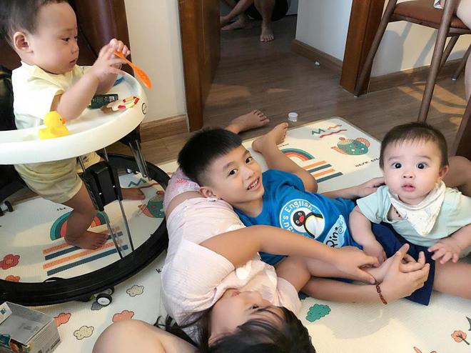 hinh anh moi nhat cua con trai "hot girl" bella: an ngon ngu ky va “ghen nguoc” voi anh chi - 4