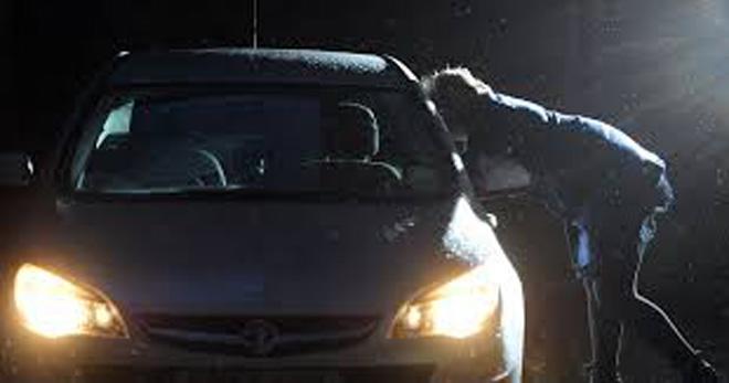 lat tay chieu ve van quy ong 'vui ve' sau vo boc co so rua xe - 1