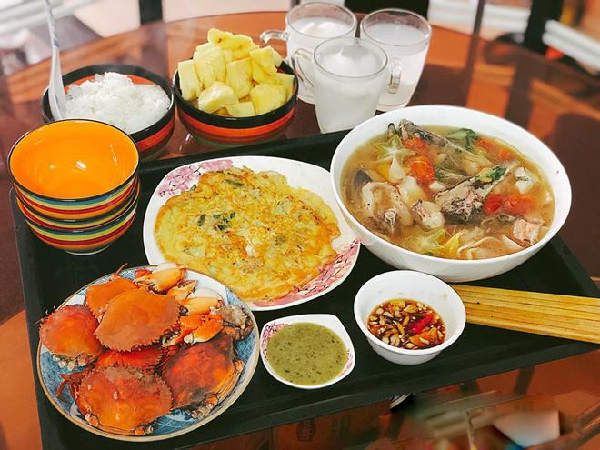 me dam da nang khoe nhung mam com 3 nguoi day ap mon chua den 100 nghin - 4