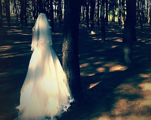 co dau bien mat trong hon le, chu re da co hanh dong khien hai gia dinh choang vang - 1