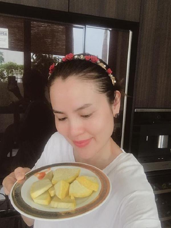 "hoa hau rua chan cho chong" dep bang loai qua chuyen dung de nhau - 2