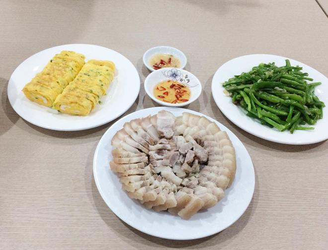 thuong vo ban, chong lao vao com nuoc ho, ai ngo co ngay thanh dau bep gia dinh tai ba - 5